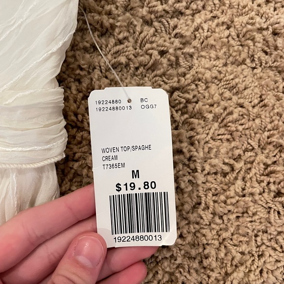 NWT Forever 21 Sparkly Cream Tank with Bow - Picture 5 of 5